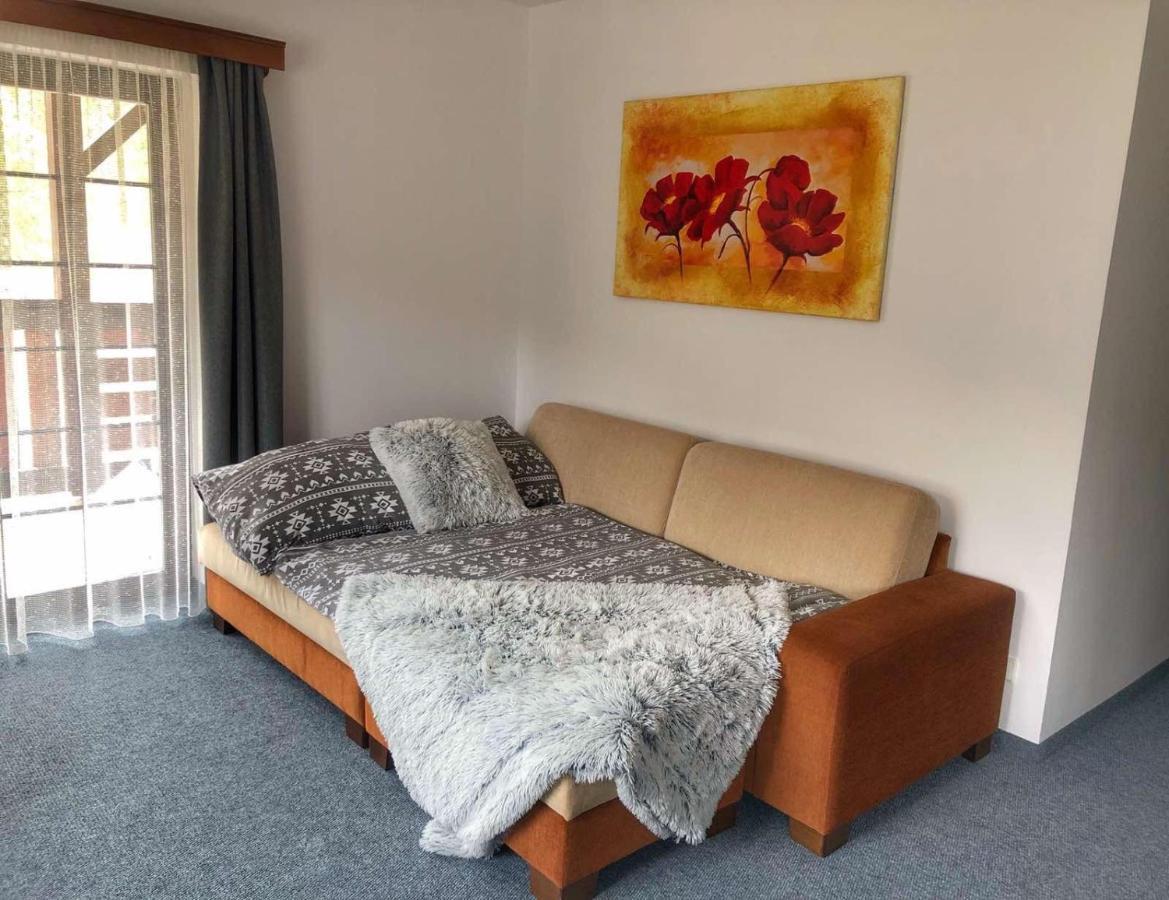 Apartman Renata 10 Ruzomberok Luaran gambar