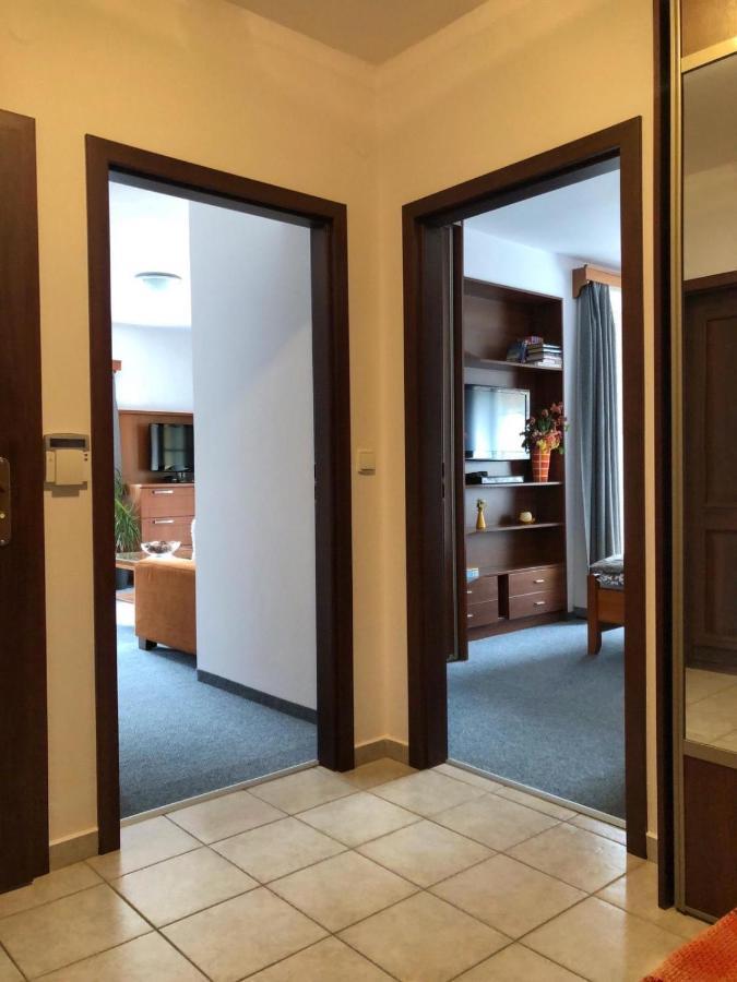 Apartman Renata 10 Ruzomberok Luaran gambar