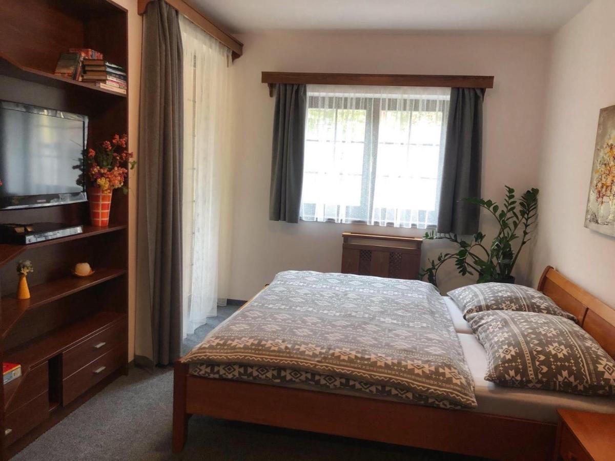 Apartman Renata 10 Ruzomberok Luaran gambar